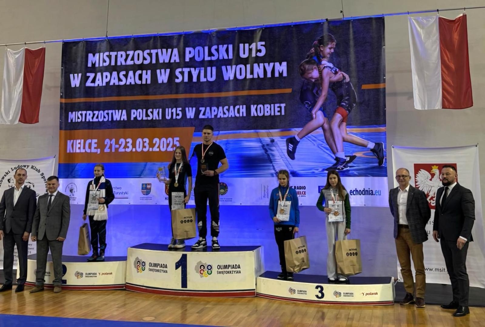 Zdjęcie w galerii na portalu naszraciborz.pl: Sukcesy zawodników Dębu Brzeźnica na mistrzostwach Polski U15 wiadomości z regionu