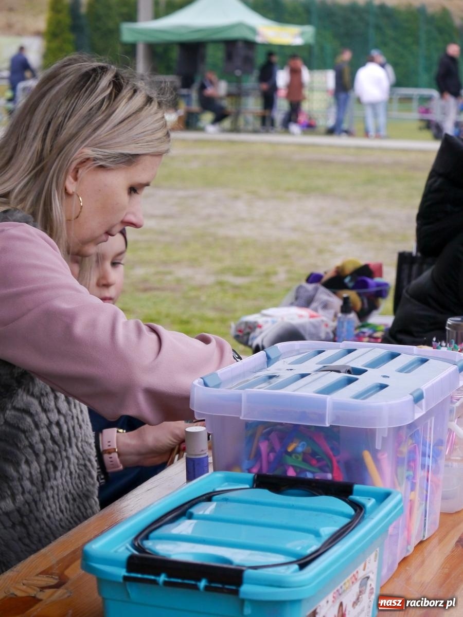 Zdjęcie w galerii na portalu naszraciborz.pl: Nędza. Sportowa rywalizacja młodzieży w szczytnym celu wiadomości z regionu