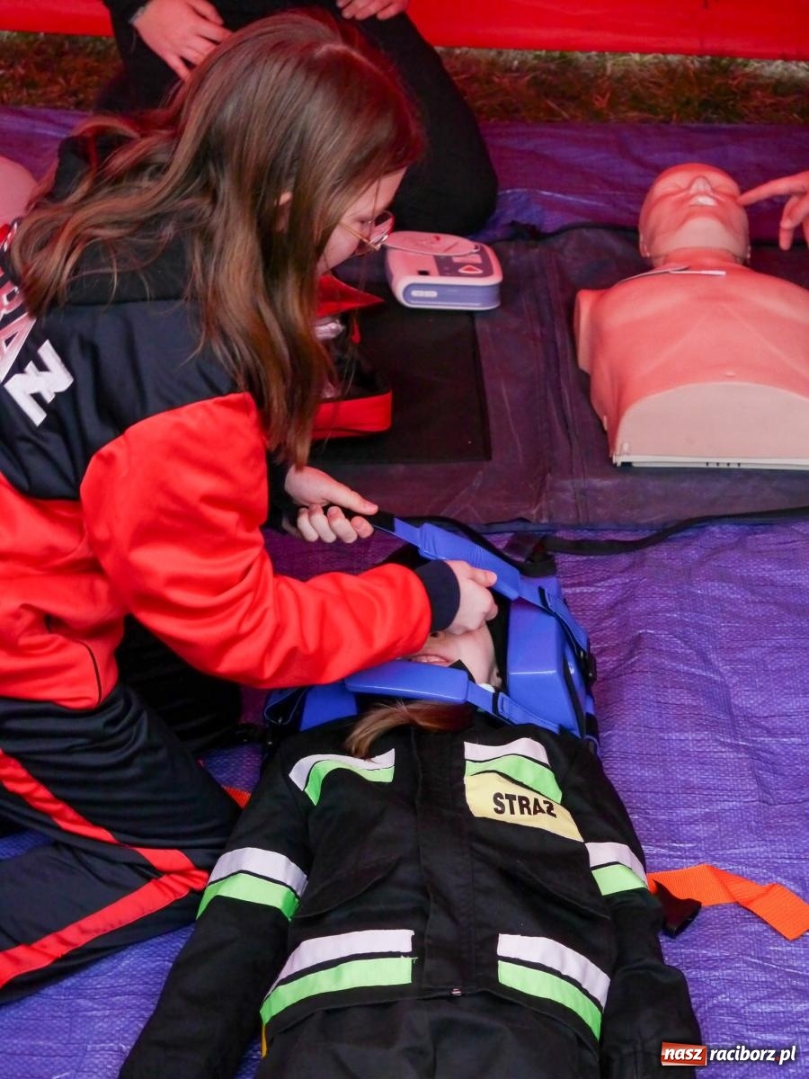 Zdjęcie w galerii na portalu naszraciborz.pl: Nędza. Sportowa rywalizacja młodzieży w szczytnym celu wiadomości z regionu