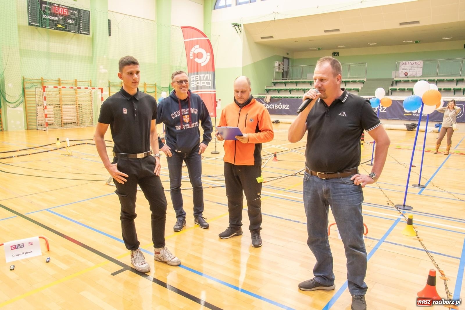 Zdjęcie w galerii na portalu naszraciborz.pl: Turniej aut zdalnie sterowanych zgromadził całe rodziny [FOTO i WIDEO] wiadomości z regionu