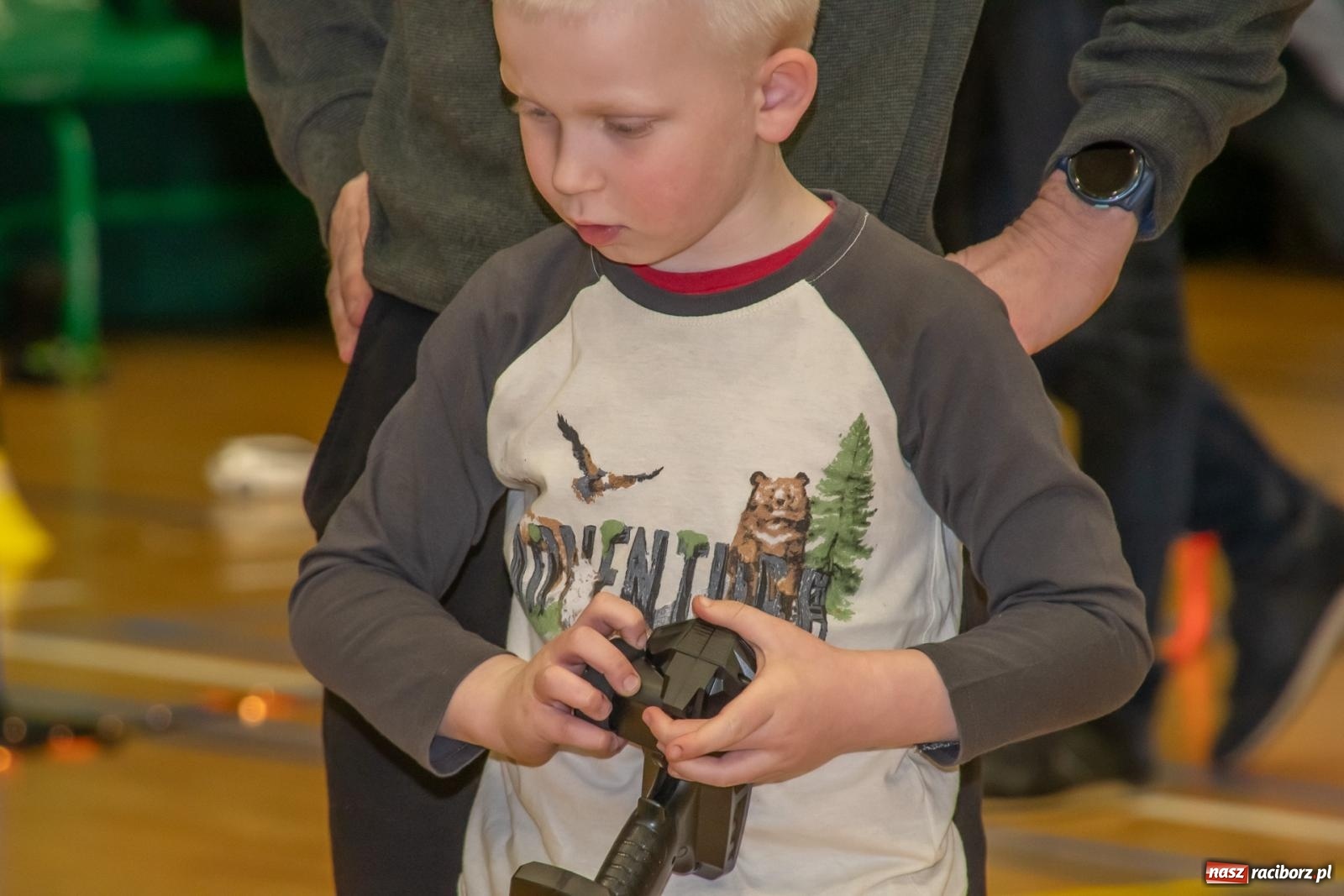 Zdjęcie w galerii na portalu naszraciborz.pl: Turniej aut zdalnie sterowanych zgromadził całe rodziny [FOTO i WIDEO] wiadomości z regionu