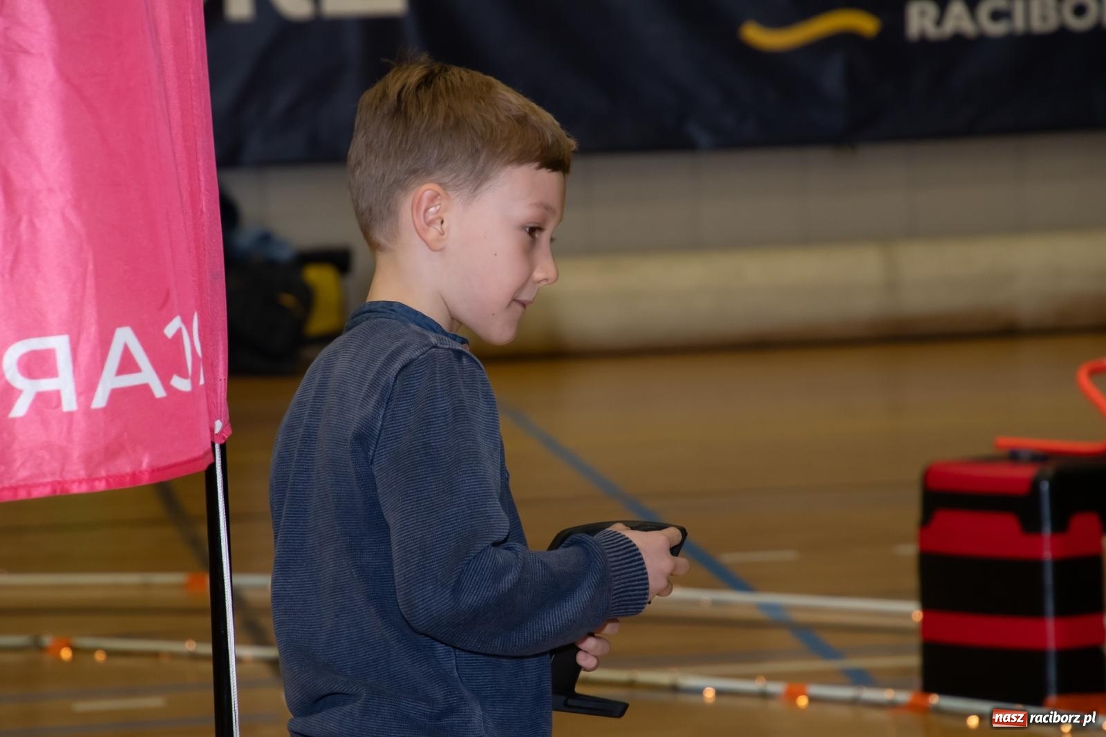 Zdjęcie w galerii na portalu naszraciborz.pl: Turniej aut zdalnie sterowanych zgromadził całe rodziny [FOTO i WIDEO] wiadomości z regionu