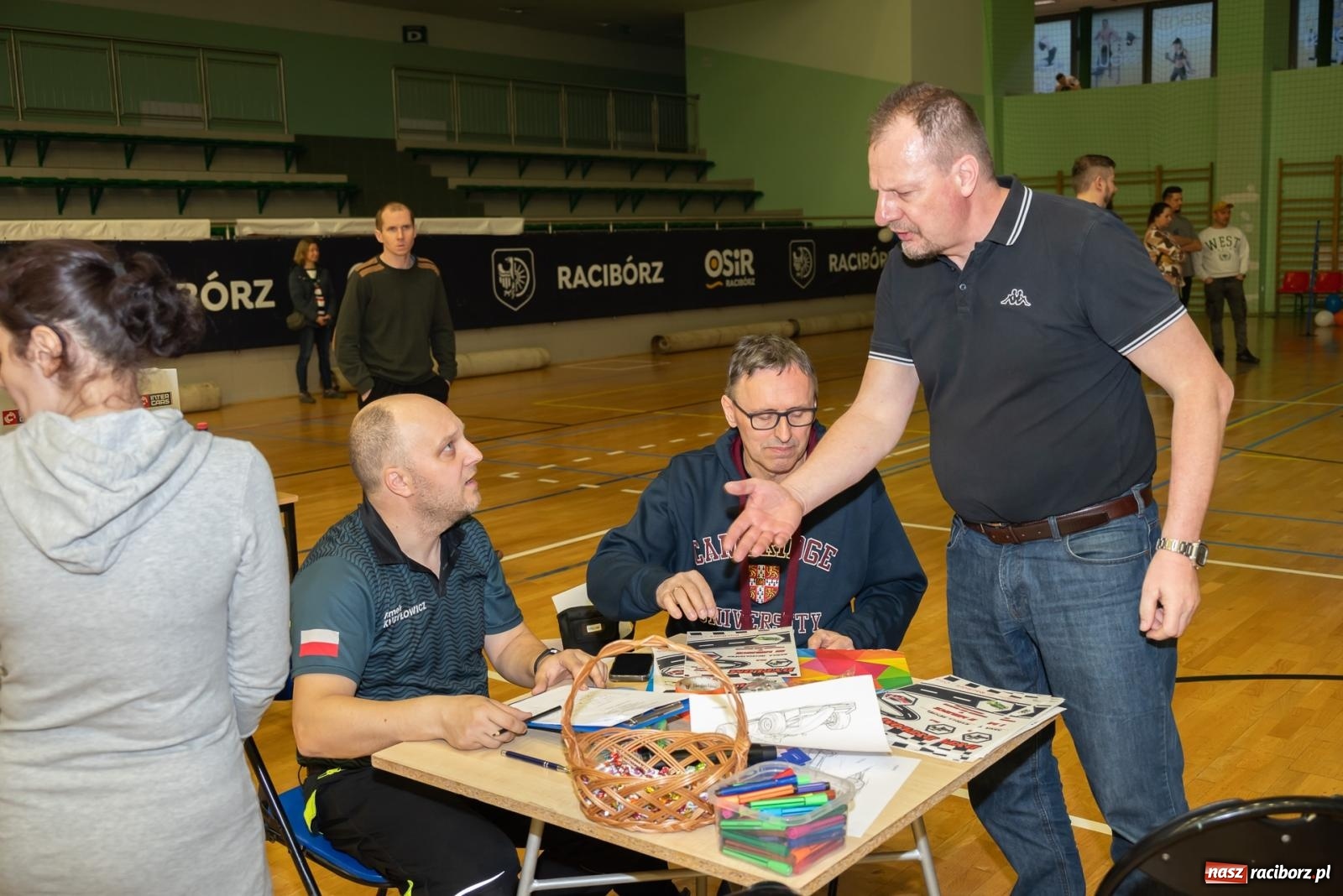 Zdjęcie w galerii na portalu naszraciborz.pl: Turniej aut zdalnie sterowanych zgromadził całe rodziny [FOTO i WIDEO] wiadomości z regionu