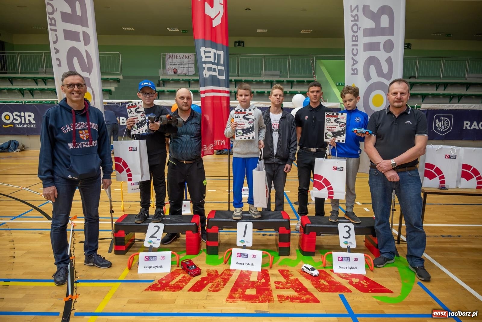 Zdjęcie w galerii na portalu naszraciborz.pl: Turniej aut zdalnie sterowanych zgromadził całe rodziny [FOTO i WIDEO] wiadomości z regionu