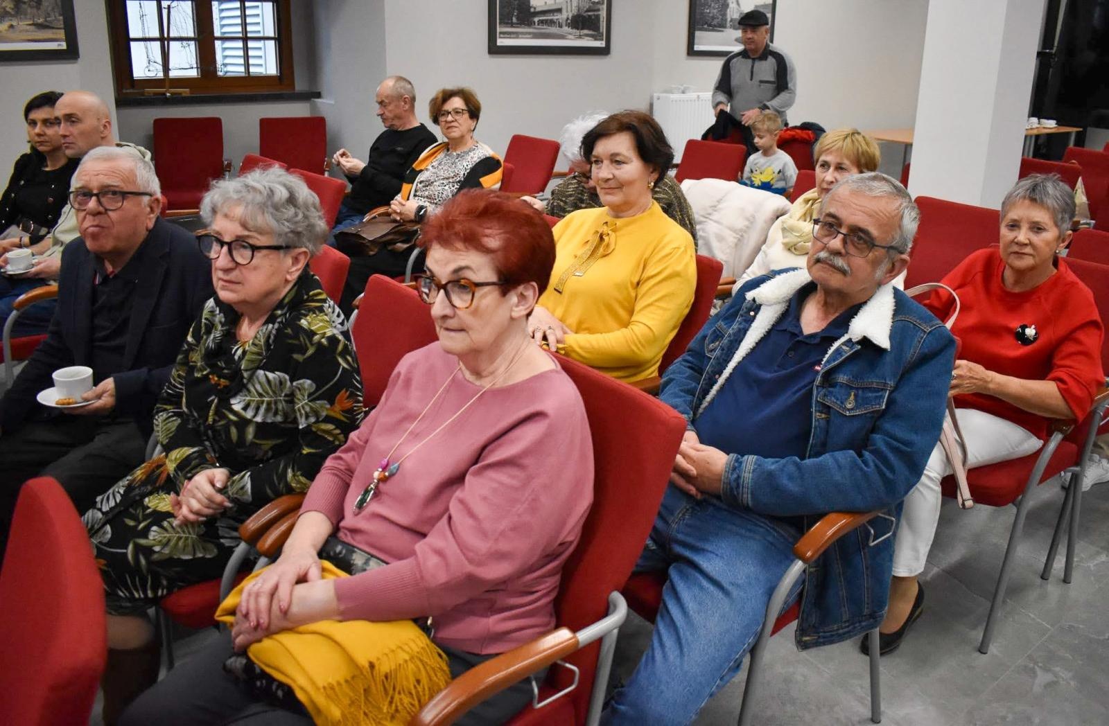 Zdjęcie w galerii na portalu naszraciborz.pl: Historia i przyroda na Zamku Piastowskim – edukacyjne wydarzenie w Raciborzu wiadomości z regionu
