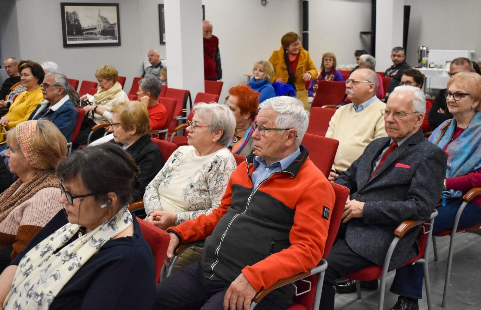 Zdjęcie w galerii na portalu naszraciborz.pl: Historia i przyroda na Zamku Piastowskim – edukacyjne wydarzenie w Raciborzu wiadomości z regionu