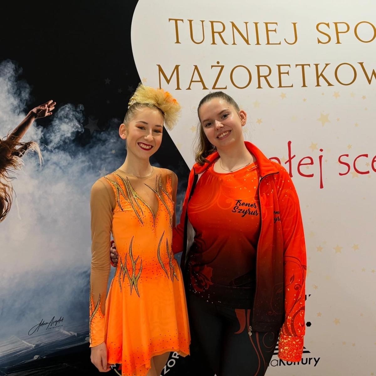 Zdjęcie w galerii na portalu naszraciborz.pl: Sukcesy mażoretek Rewers w marcowych turniejach wiadomości z regionu