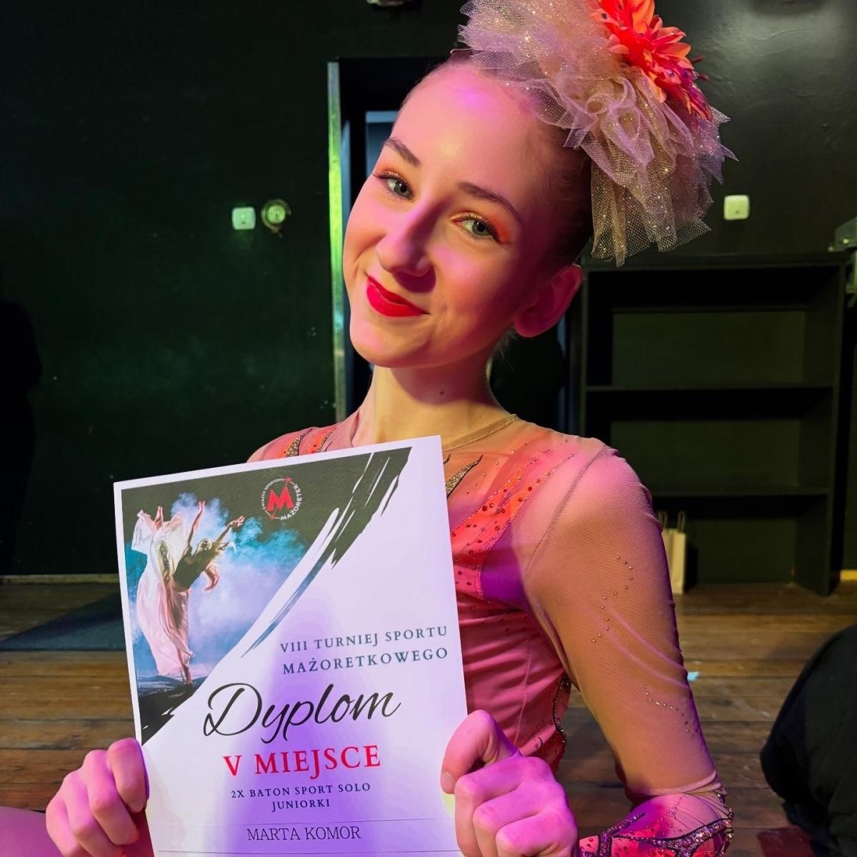 Zdjęcie w galerii na portalu naszraciborz.pl: Sukcesy mażoretek Rewers w marcowych turniejach wiadomości z regionu