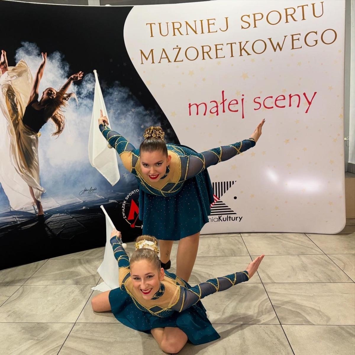 Zdjęcie w galerii na portalu naszraciborz.pl: Sukcesy mażoretek Rewers w marcowych turniejach wiadomości z regionu