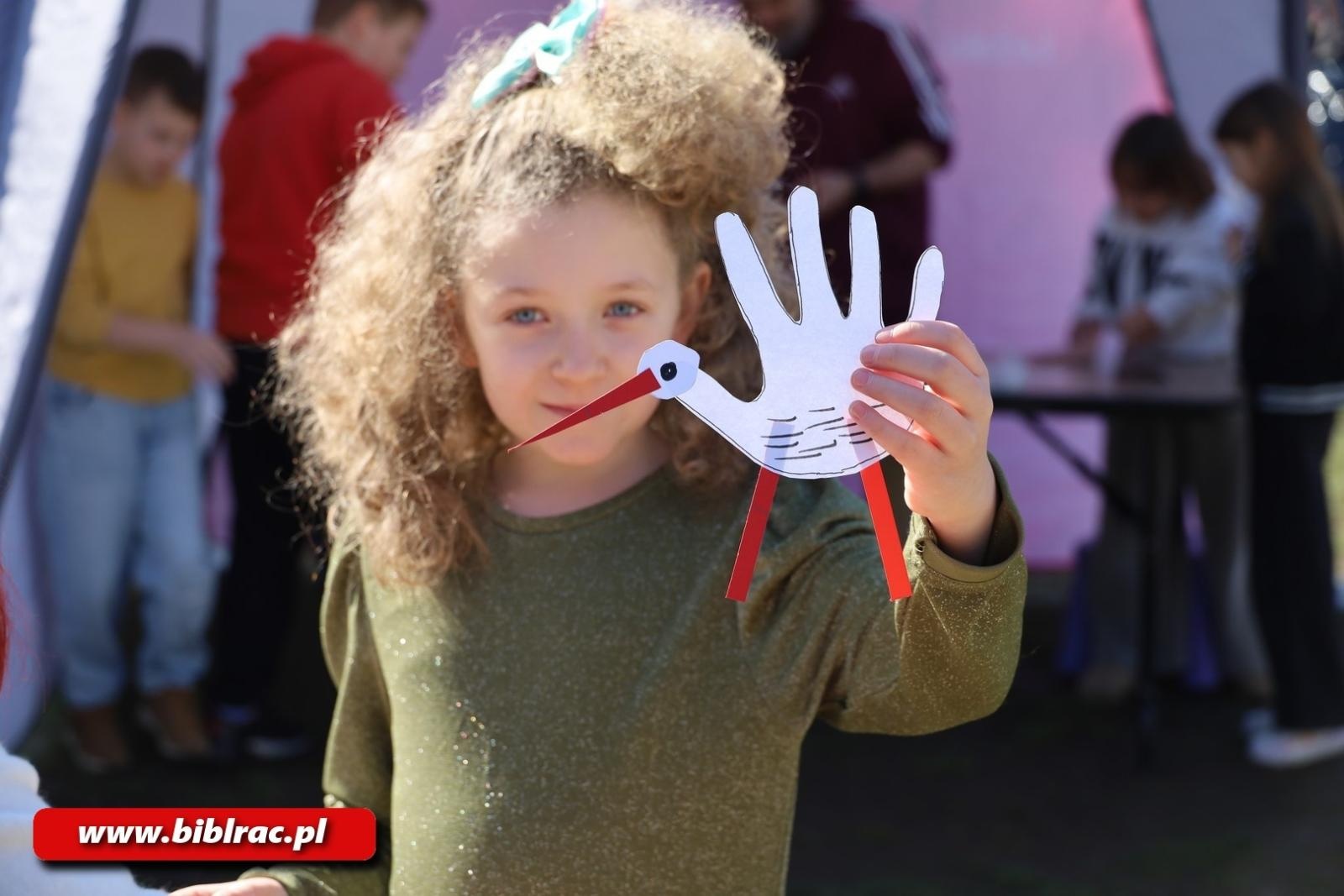 Zdjęcie w galerii na portalu naszraciborz.pl: Witaj wiosno! Biblioteka na Pikniku w Ogródku Jordanowskim wiadomości z regionu