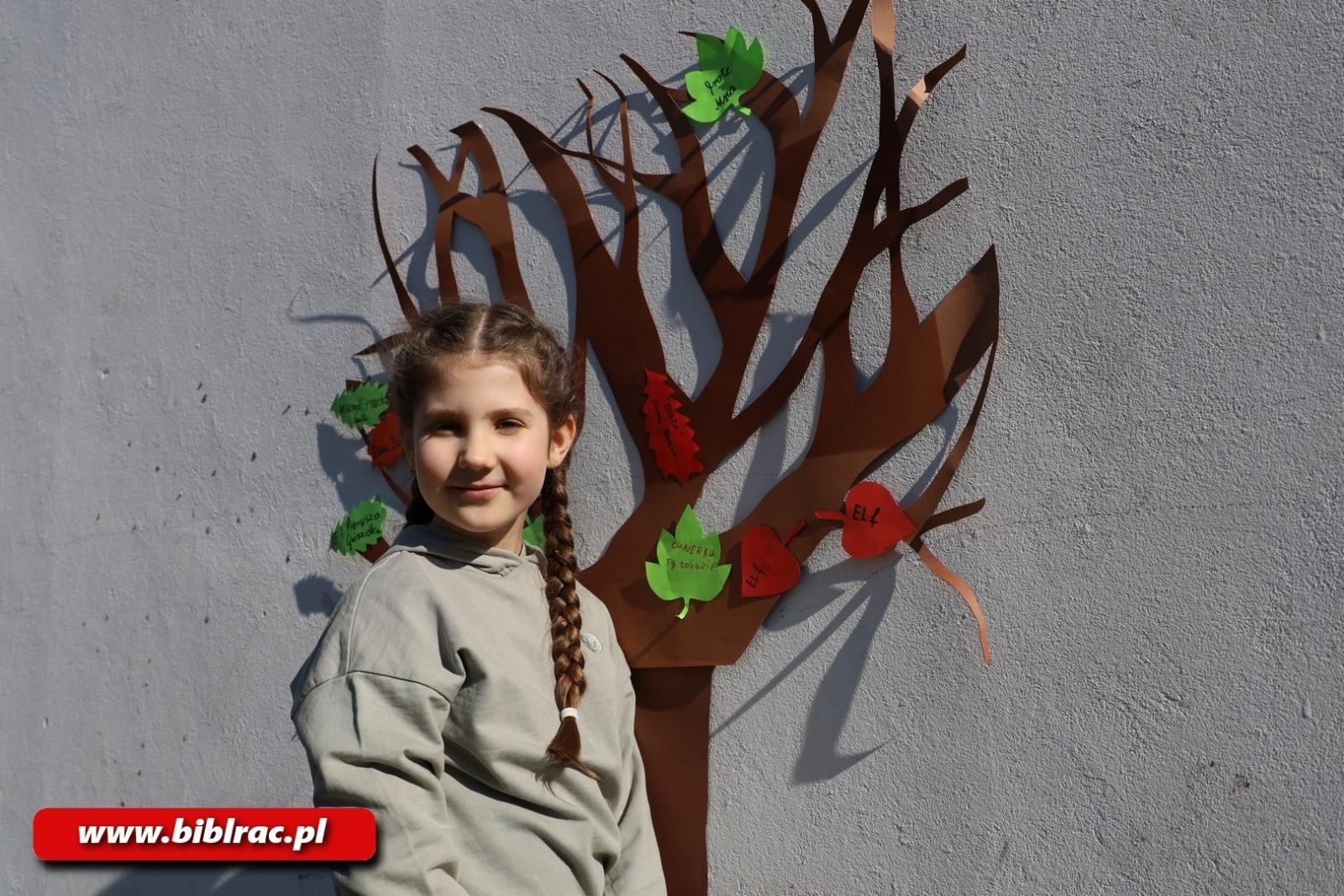 Zdjęcie w galerii na portalu naszraciborz.pl: Witaj wiosno! Biblioteka na Pikniku w Ogródku Jordanowskim wiadomości z regionu