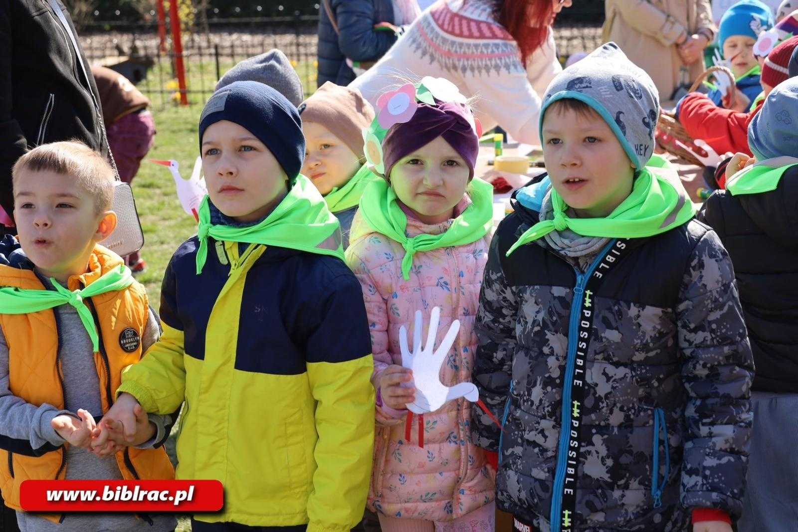 Zdjęcie w galerii na portalu naszraciborz.pl: Witaj wiosno! Biblioteka na Pikniku w Ogródku Jordanowskim wiadomości z regionu