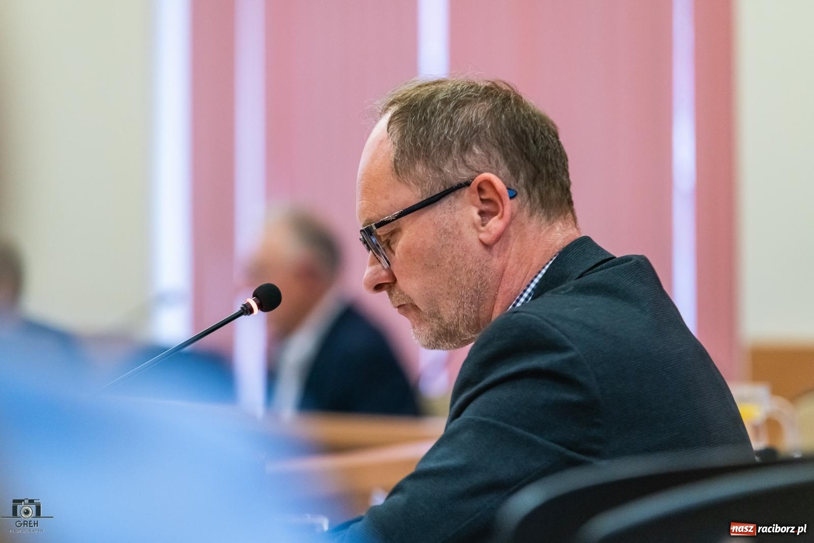 Zdjęcie w galerii na portalu naszraciborz.pl: Ekspresowe tempo obrad radnych. Po 40 minutach mieli już wolne wiadomości z regionu