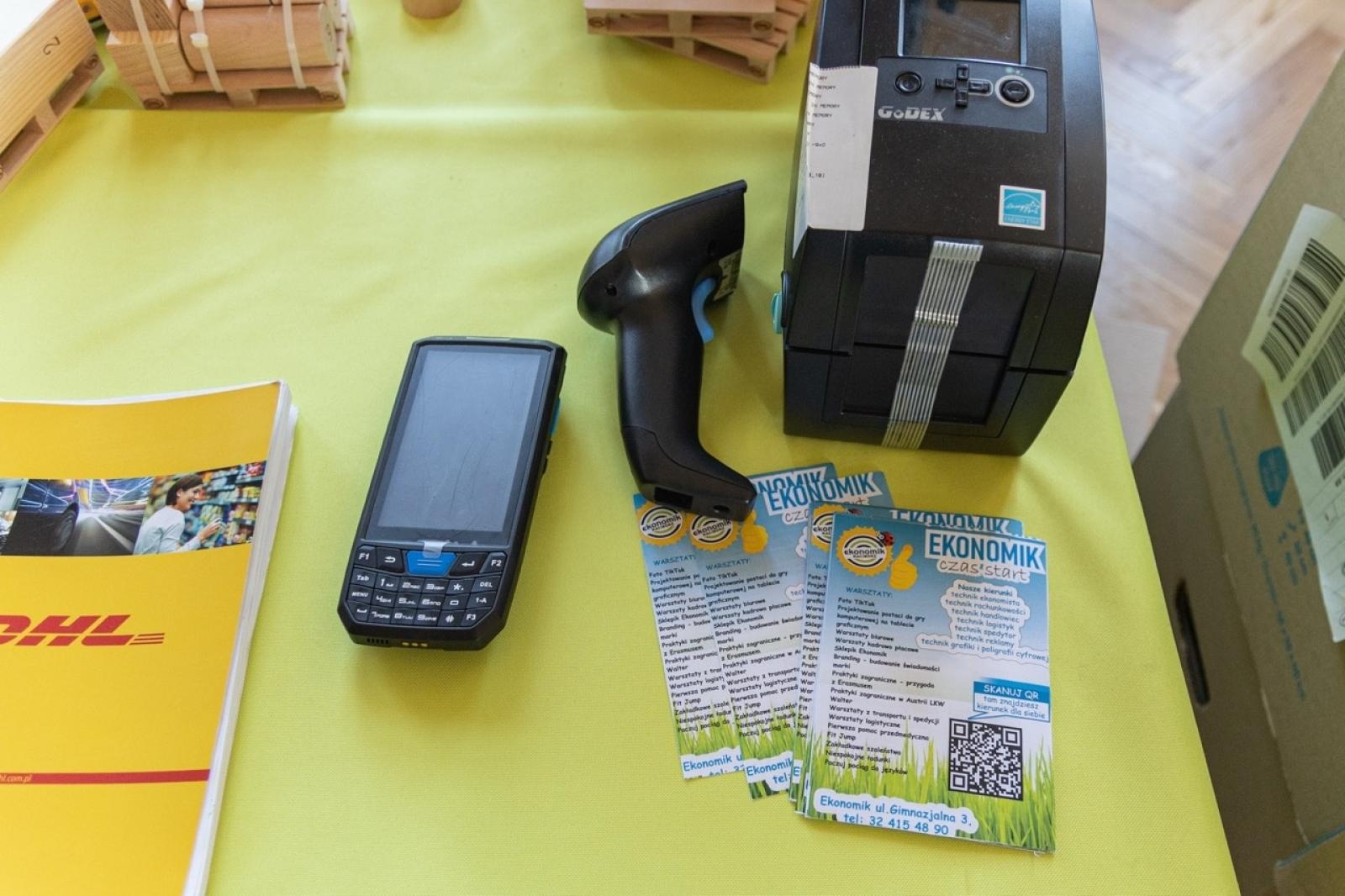 Zdjęcie w galerii na portalu naszraciborz.pl: Wagary z Ekonomikiem – kreatywne powitanie wiosny wiadomości z regionu