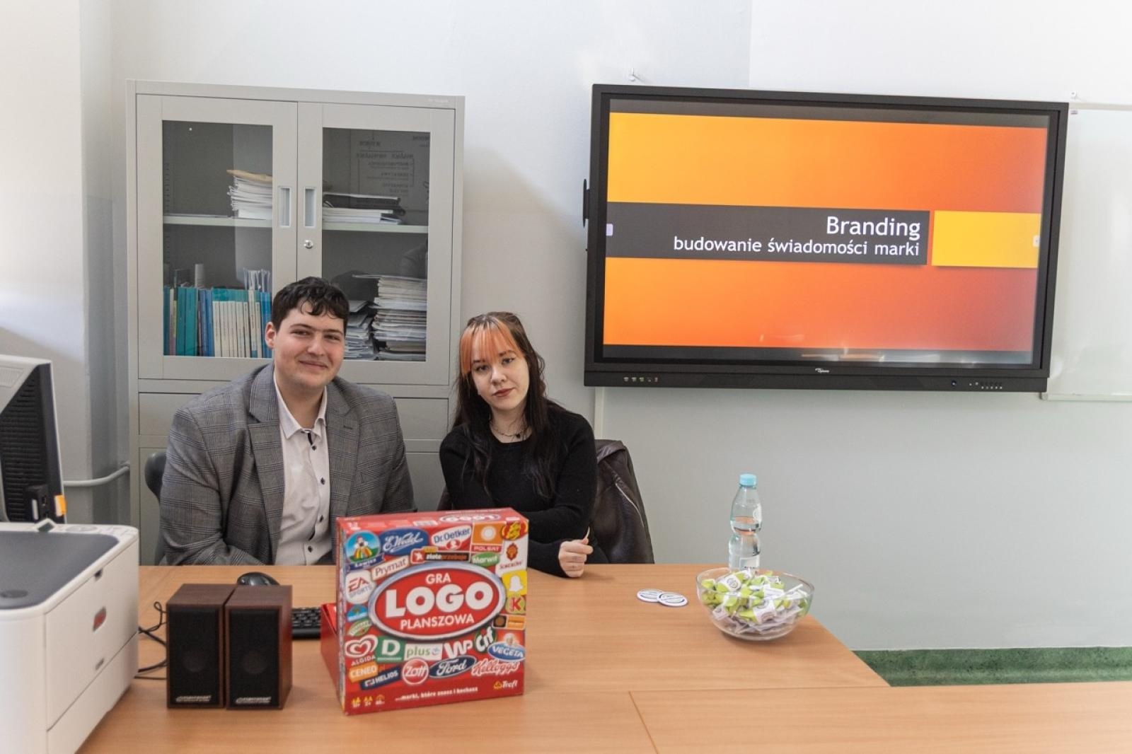 Zdjęcie w galerii na portalu naszraciborz.pl: Wagary z Ekonomikiem – kreatywne powitanie wiosny wiadomości z regionu