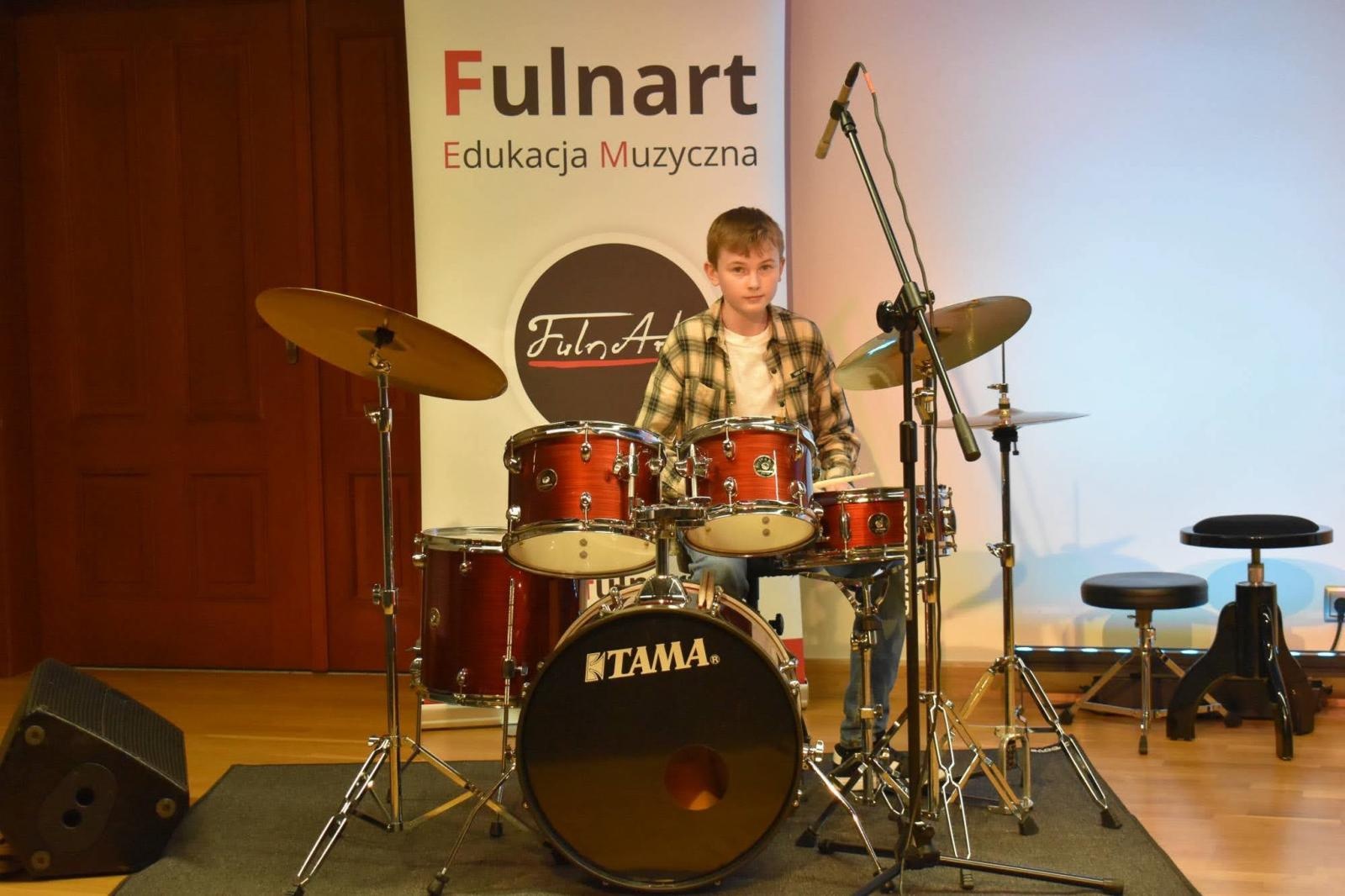 Zdjęcie w galerii na portalu naszraciborz.pl: Wiosenny koncert uczniów Fulnart na Zamku Piastowskim wiadomości z regionu