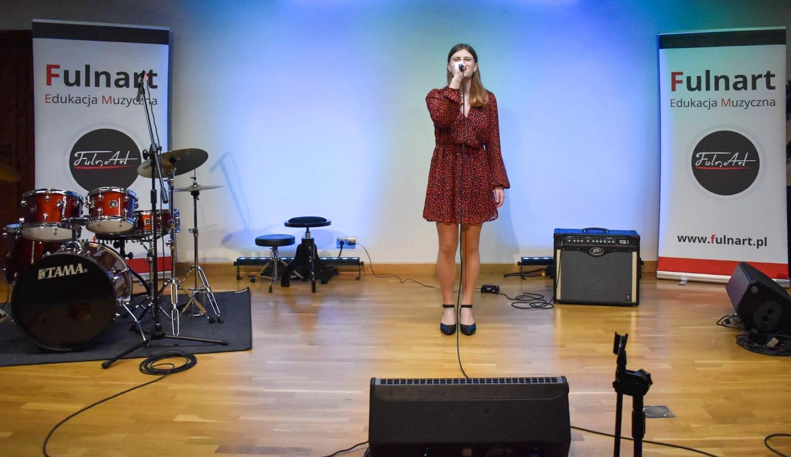 Zdjęcie w galerii na portalu naszraciborz.pl: Wiosenny koncert uczniów Fulnart na Zamku Piastowskim wiadomości z regionu