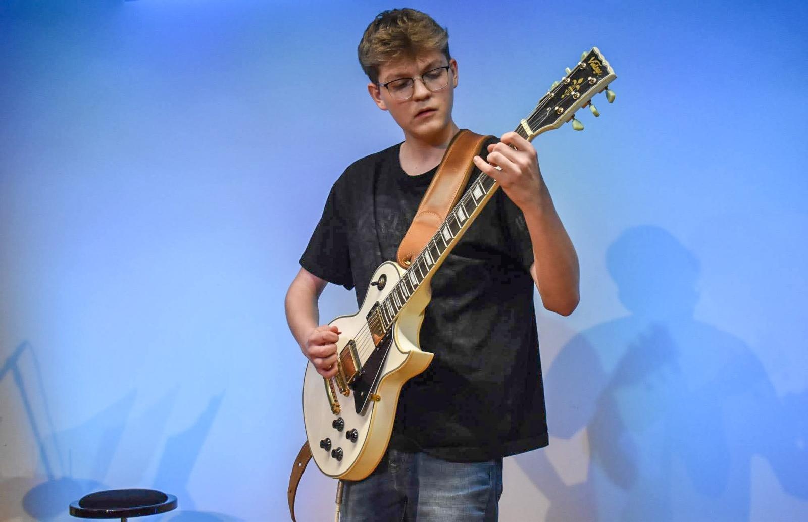 Zdjęcie w galerii na portalu naszraciborz.pl: Wiosenny koncert uczniów Fulnart na Zamku Piastowskim wiadomości z regionu