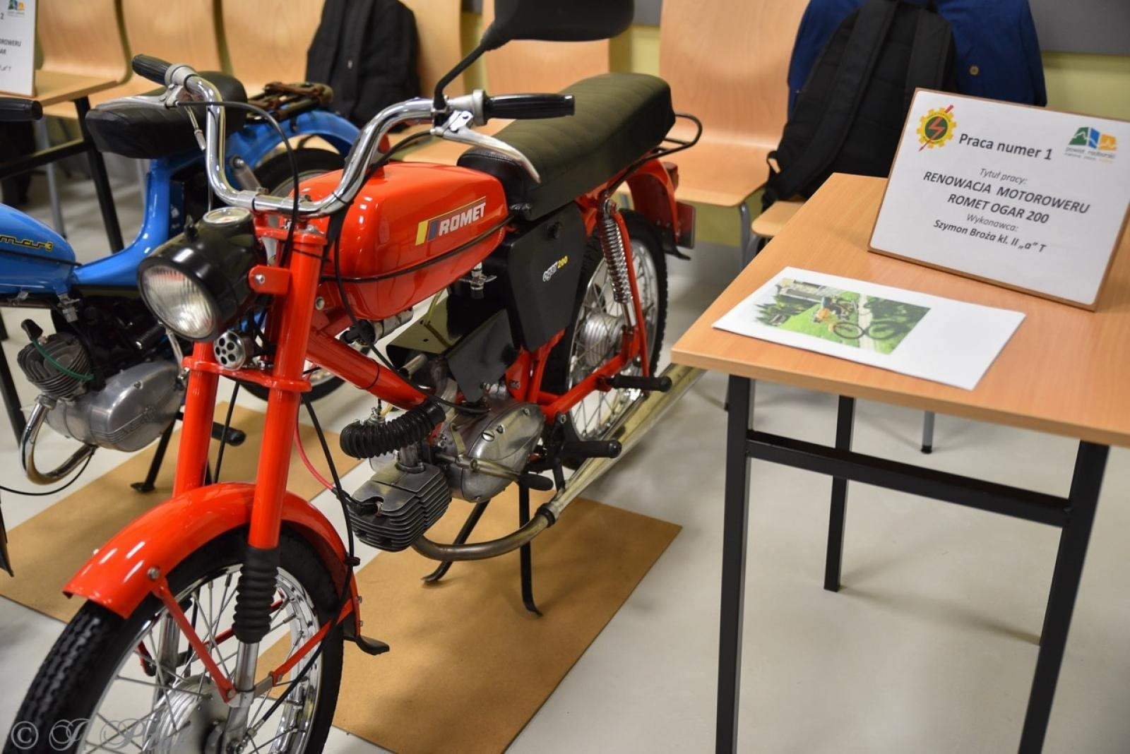 Zdjęcie w galerii na portalu naszraciborz.pl: Konkurs prac uczniowskich w Mechaniku – innowacyjne pomysły młodych techników wiadomości z regionu