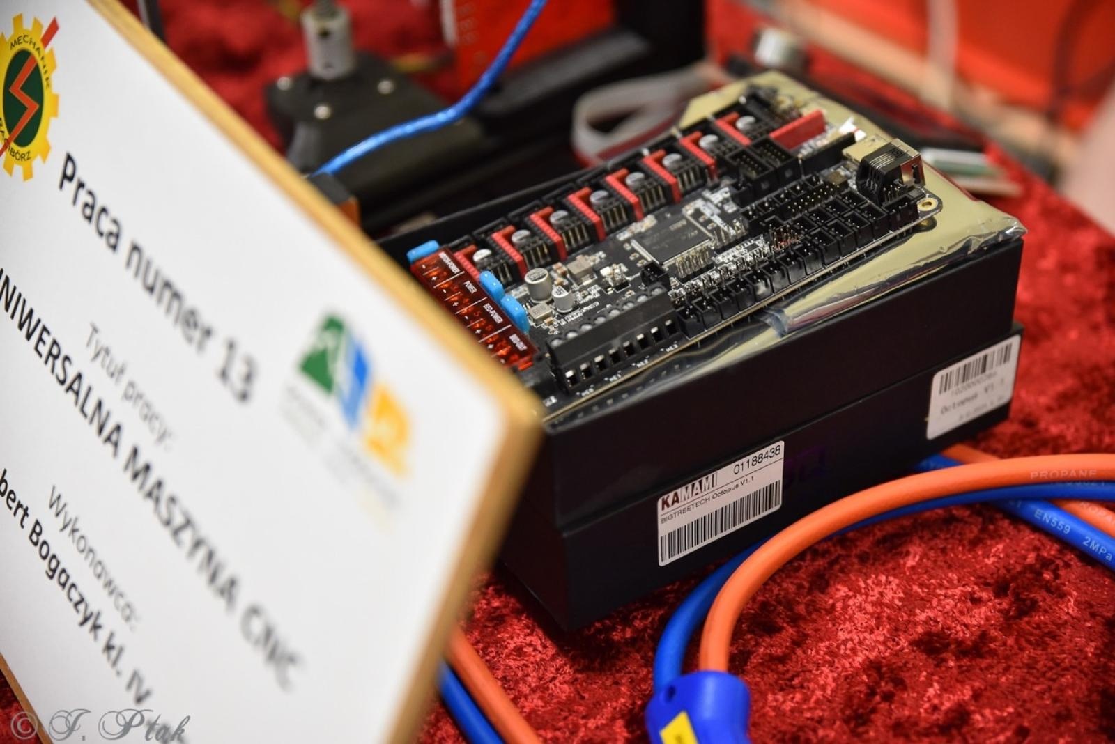 Zdjęcie w galerii na portalu naszraciborz.pl: Konkurs prac uczniowskich w Mechaniku – innowacyjne pomysły młodych techników wiadomości z regionu