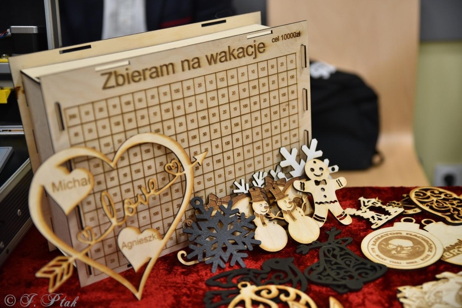 Zdjęcie w galerii na portalu naszraciborz.pl: Konkurs prac uczniowskich w Mechaniku – innowacyjne pomysły młodych techników wiadomości z regionu