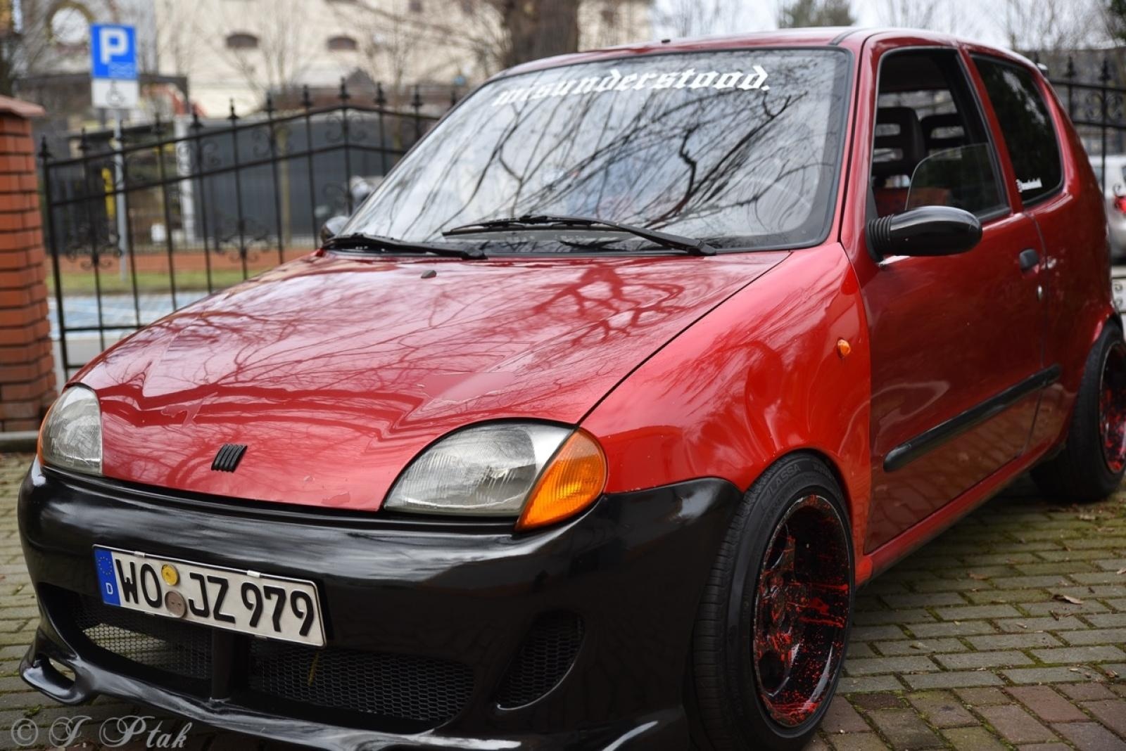 Zdjęcie w galerii na portalu naszraciborz.pl: Konkurs prac uczniowskich w Mechaniku – innowacyjne pomysły młodych techników wiadomości z regionu