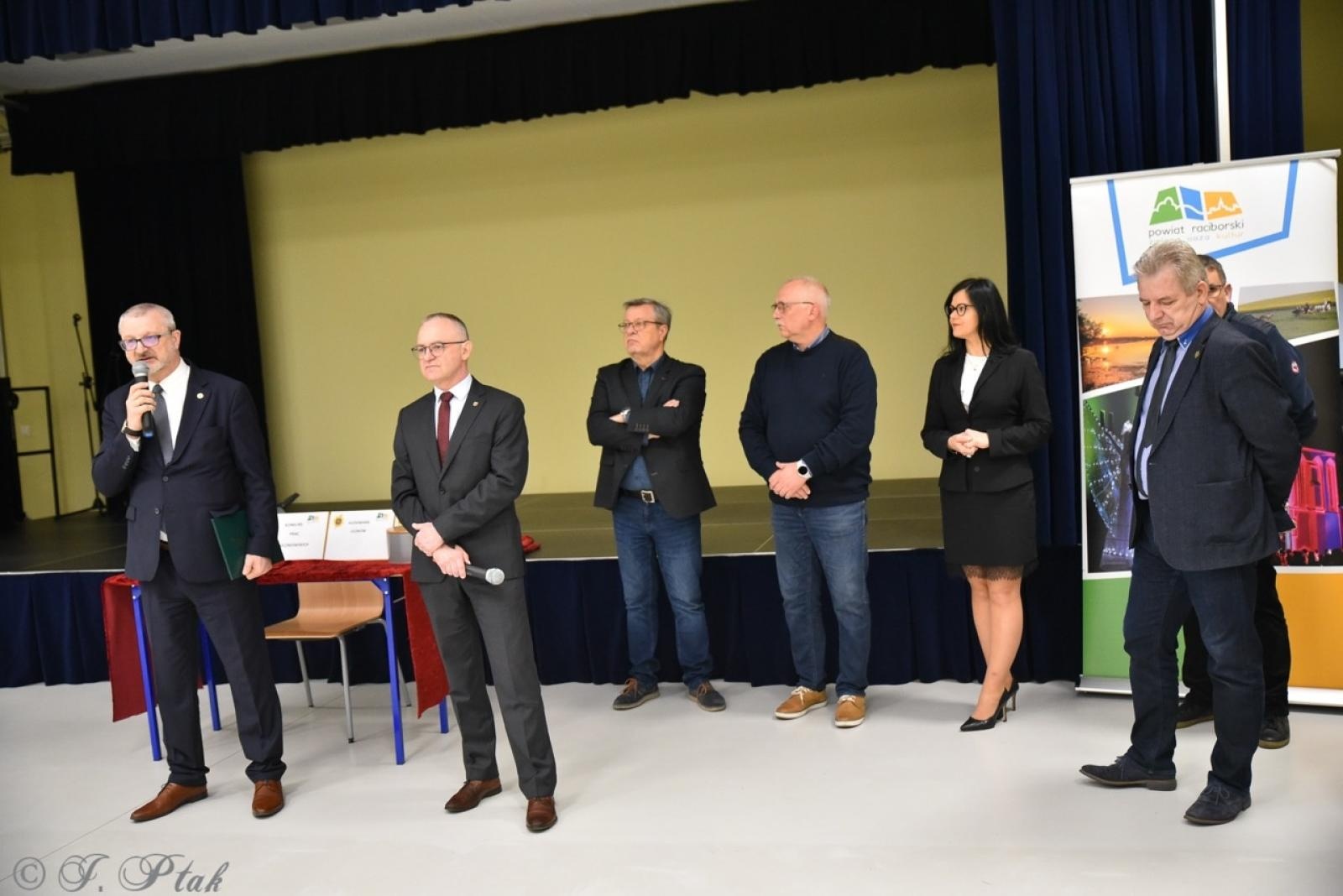 Zdjęcie w galerii na portalu naszraciborz.pl: Konkurs prac uczniowskich w Mechaniku – innowacyjne pomysły młodych techników wiadomości z regionu