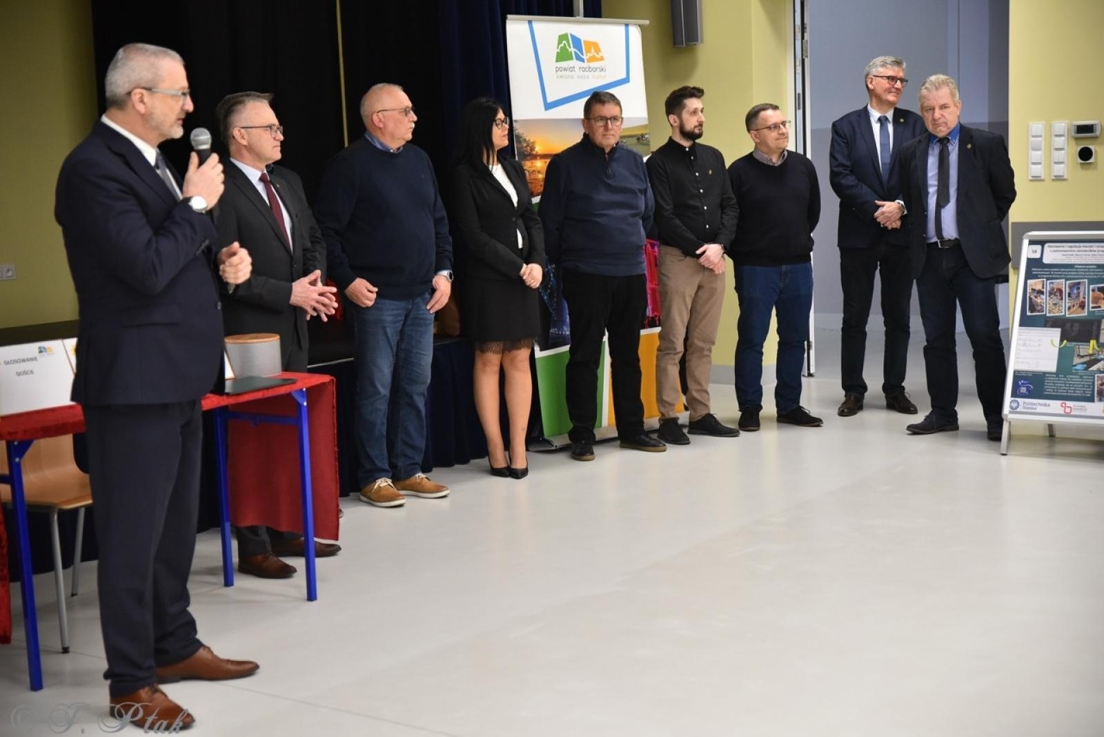 Zdjęcie w galerii na portalu naszraciborz.pl: Konkurs prac uczniowskich w Mechaniku – innowacyjne pomysły młodych techników wiadomości z regionu