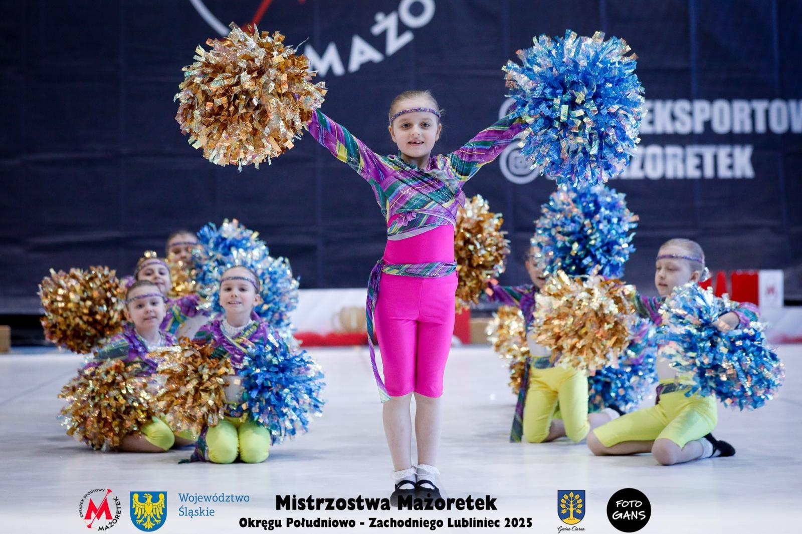 Zdjęcie w galerii na portalu naszraciborz.pl: ZARA na Mistrzostwach Mażoretek Okręgu Południowo-Zachodniego [FOTO] wiadomości z regionu