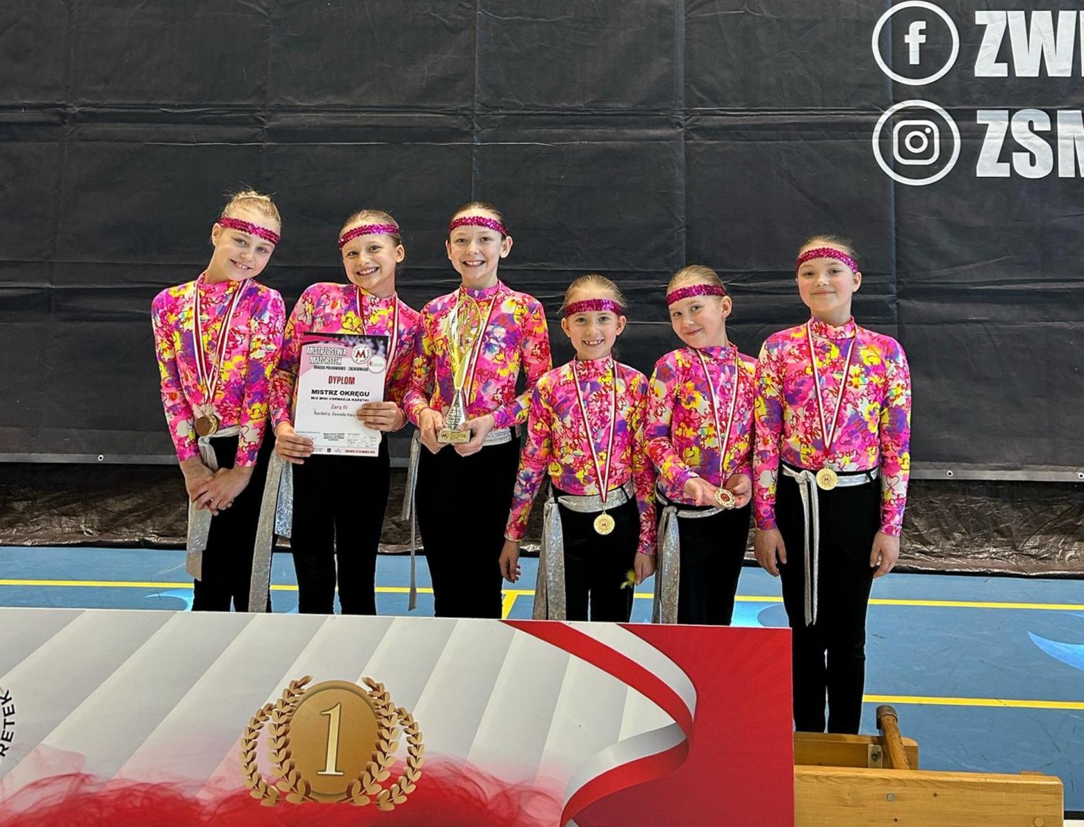 Zdjęcie w galerii na portalu naszraciborz.pl: ZARA na Mistrzostwach Mażoretek Okręgu Południowo-Zachodniego [FOTO] wiadomości z regionu