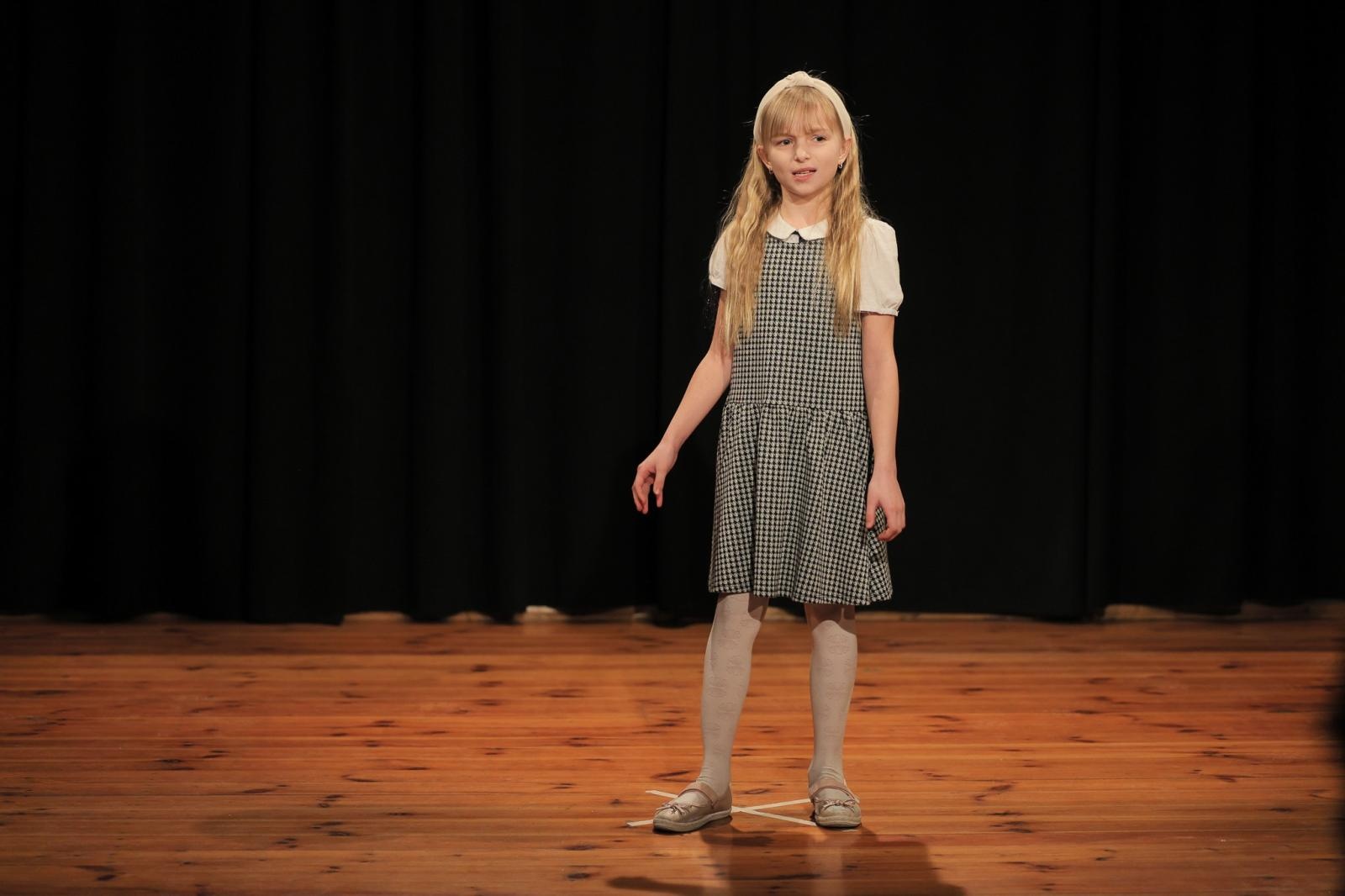 Zdjęcie w galerii na portalu naszraciborz.pl: Za nami eliminacje powiatowe konkursu recytatorskiego Mały OKR 2025 wiadomości z regionu