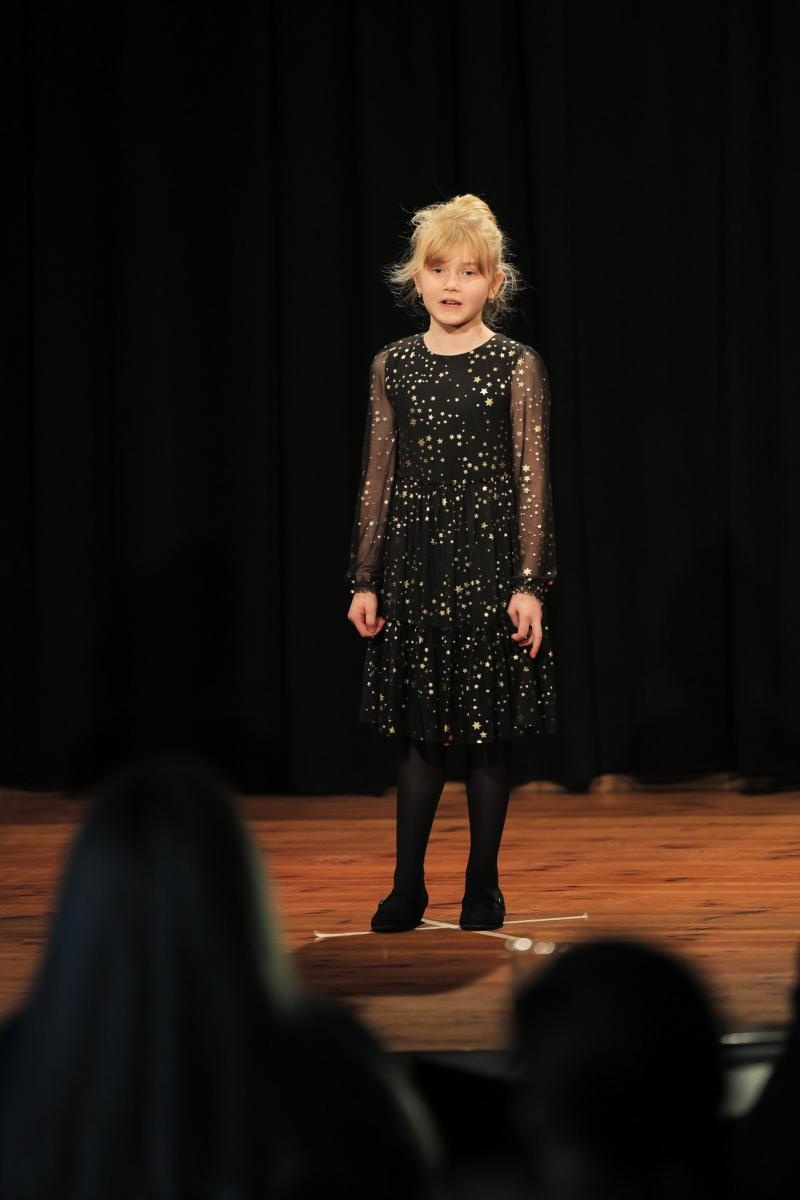 Zdjęcie w galerii na portalu naszraciborz.pl: Za nami eliminacje powiatowe konkursu recytatorskiego Mały OKR 2025 wiadomości z regionu