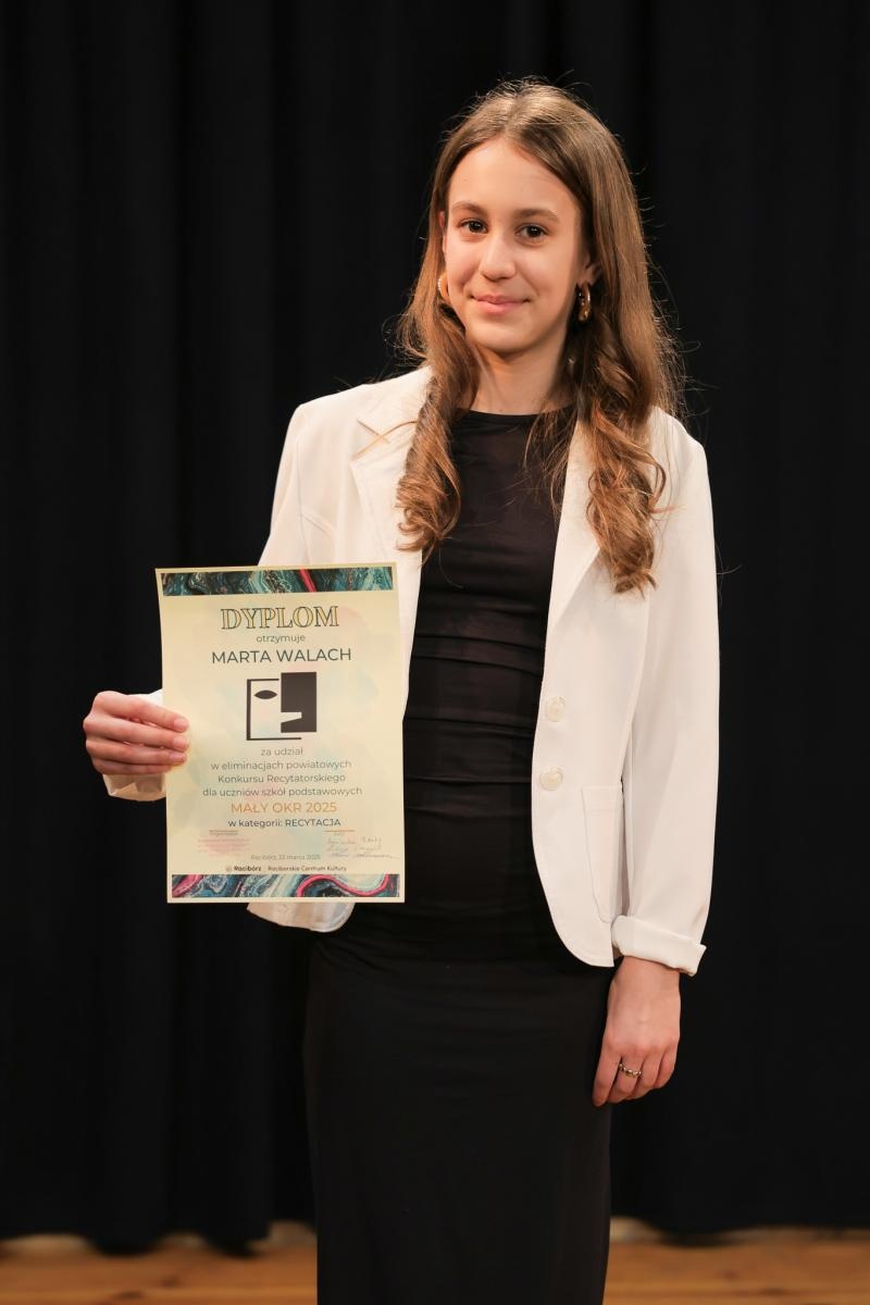Zdjęcie w galerii na portalu naszraciborz.pl: Za nami eliminacje powiatowe konkursu recytatorskiego Mały OKR 2025 wiadomości z regionu