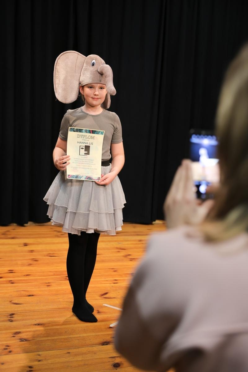 Zdjęcie w galerii na portalu naszraciborz.pl: Za nami eliminacje powiatowe konkursu recytatorskiego Mały OKR 2025 wiadomości z regionu