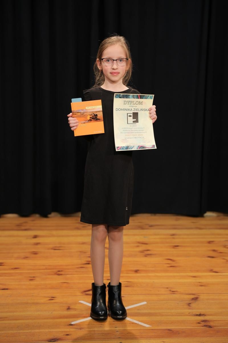 Zdjęcie w galerii na portalu naszraciborz.pl: Za nami eliminacje powiatowe konkursu recytatorskiego Mały OKR 2025 wiadomości z regionu