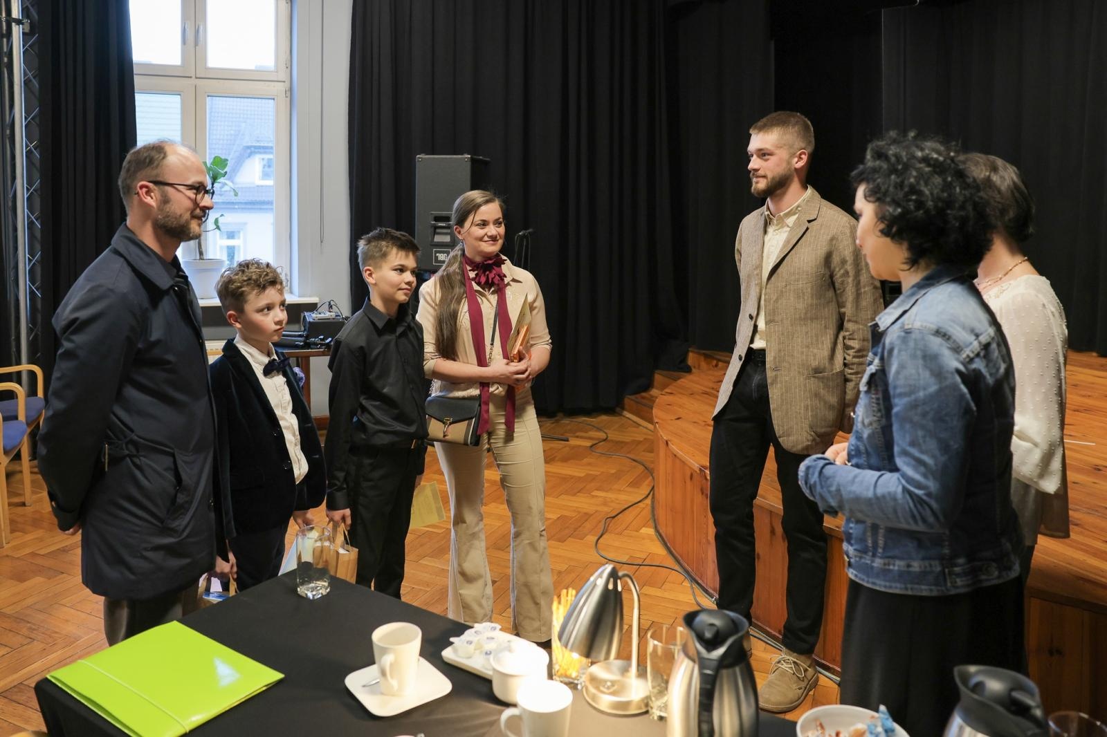 Zdjęcie w galerii na portalu naszraciborz.pl: Za nami eliminacje powiatowe konkursu recytatorskiego Mały OKR 2025 wiadomości z regionu