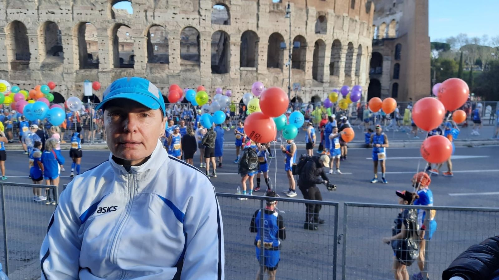 Zdjęcie w galerii na portalu naszraciborz.pl: Nauczycielka z rudnickiej szkoły przebiegła maraton w Rzymie wiadomości z regionu