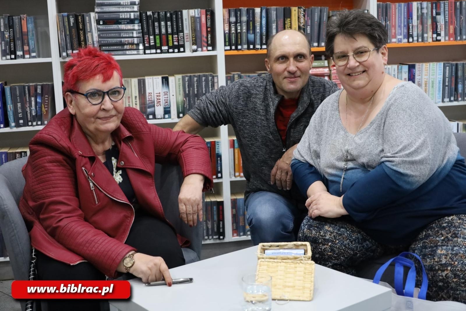 Zdjęcie w galerii na portalu naszraciborz.pl: Kryminał jest kobietą! Hanna Greń w bibliotece na Ostrogu wiadomości z regionu