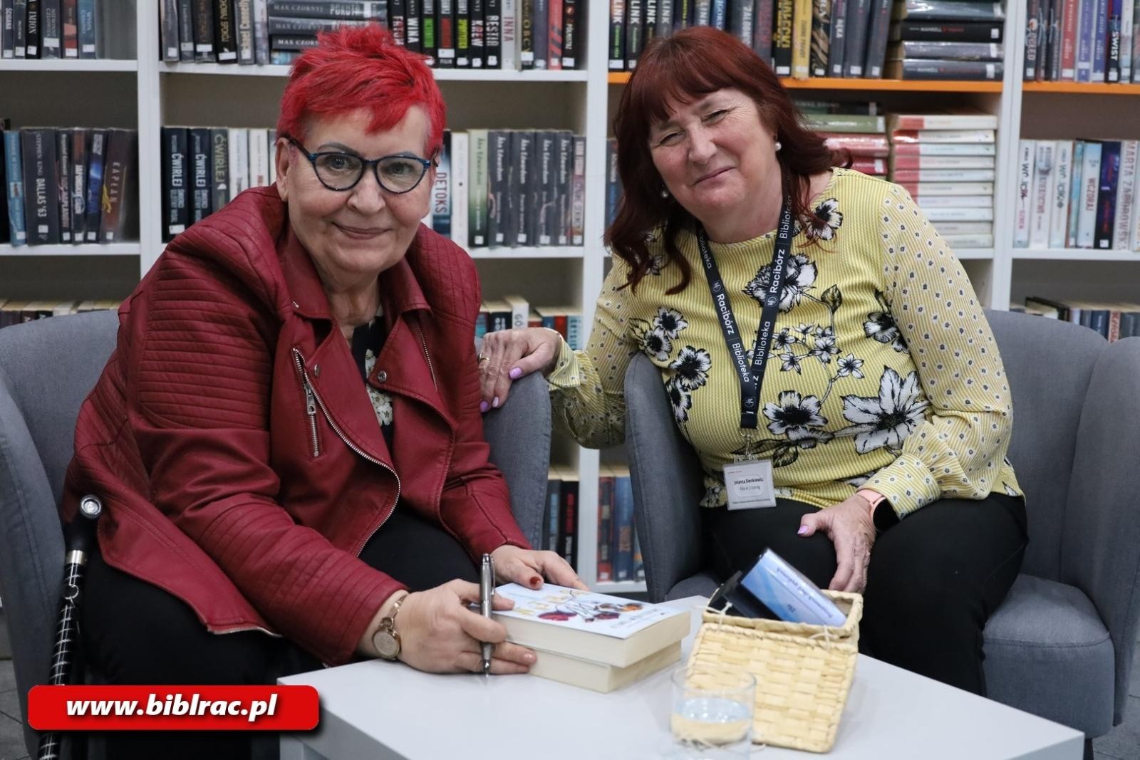 Zdjęcie w galerii na portalu naszraciborz.pl: Kryminał jest kobietą! Hanna Greń w bibliotece na Ostrogu wiadomości z regionu