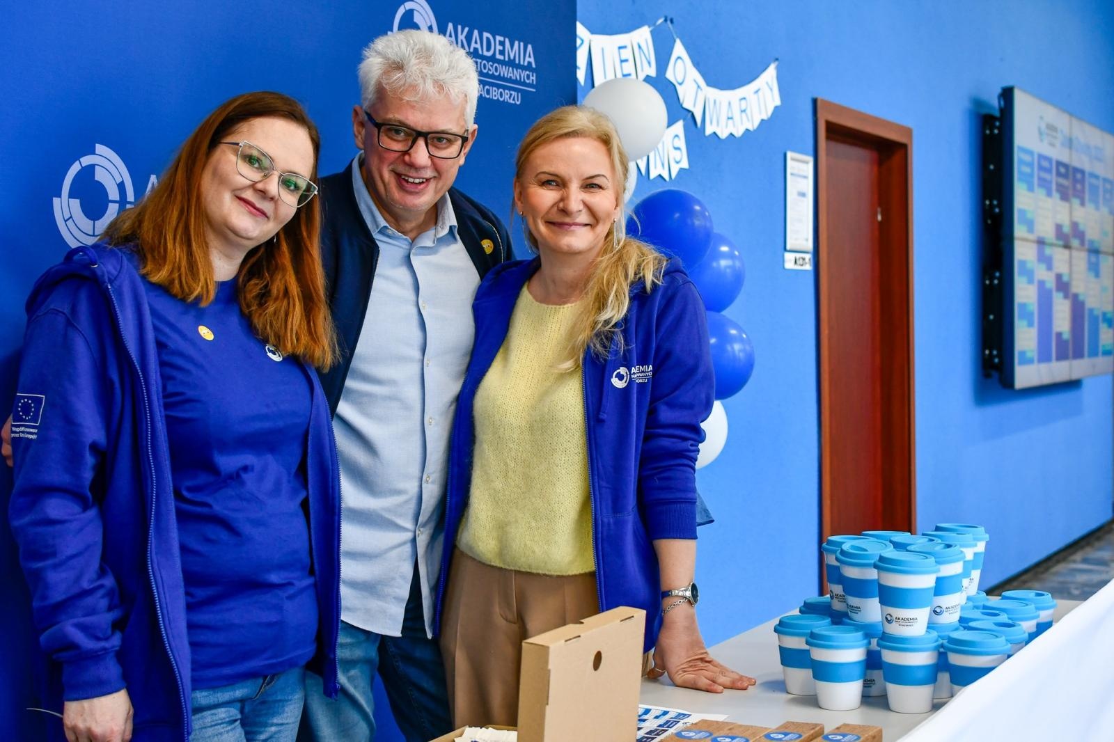 Zdjęcie w galerii na portalu naszraciborz.pl: Raciborska Akademia tętni życiem! Dzień Otwarty pełen pasji, nauki i nowoczesnej medycyny wiadomości z regionu