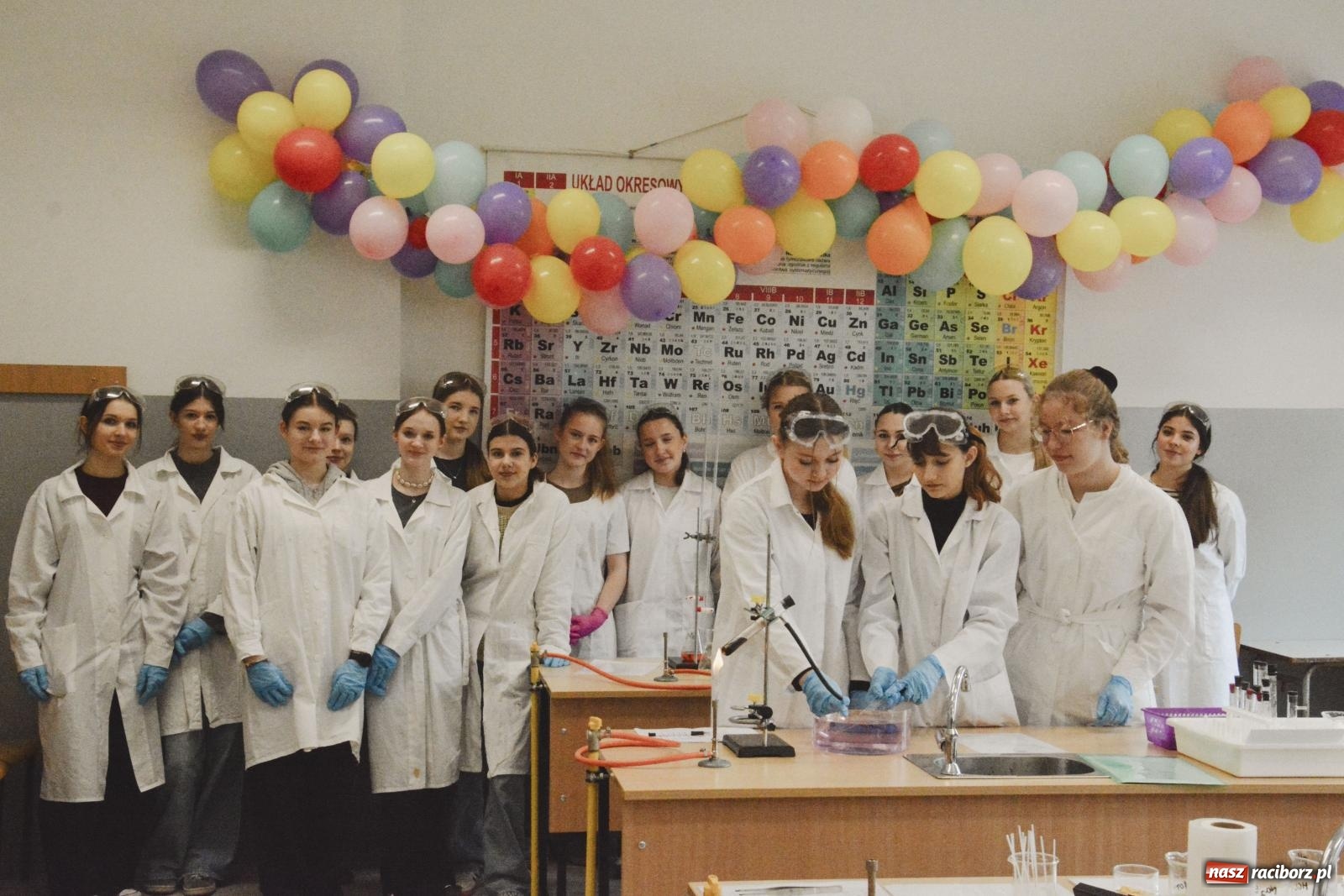 Zdjęcie w galerii na portalu naszraciborz.pl: Szkoła bez jedynek. Dzień otwarty w II LO wiadomości z regionu