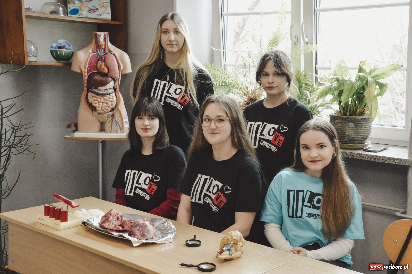 Zdjęcie w galerii na portalu naszraciborz.pl: Szkoła bez jedynek. Dzień otwarty w II LO wiadomości z regionu