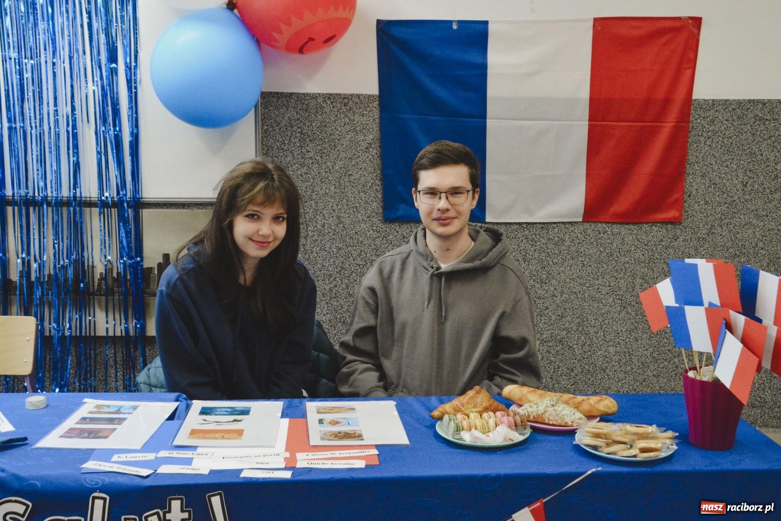 Zdjęcie w galerii na portalu naszraciborz.pl: Szkoła bez jedynek. Dzień otwarty w II LO wiadomości z regionu