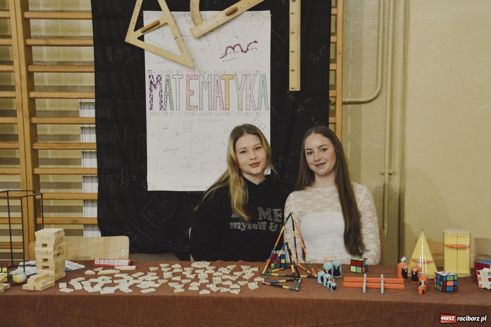 Zdjęcie w galerii na portalu naszraciborz.pl: Szkoła bez jedynek. Dzień otwarty w II LO wiadomości z regionu