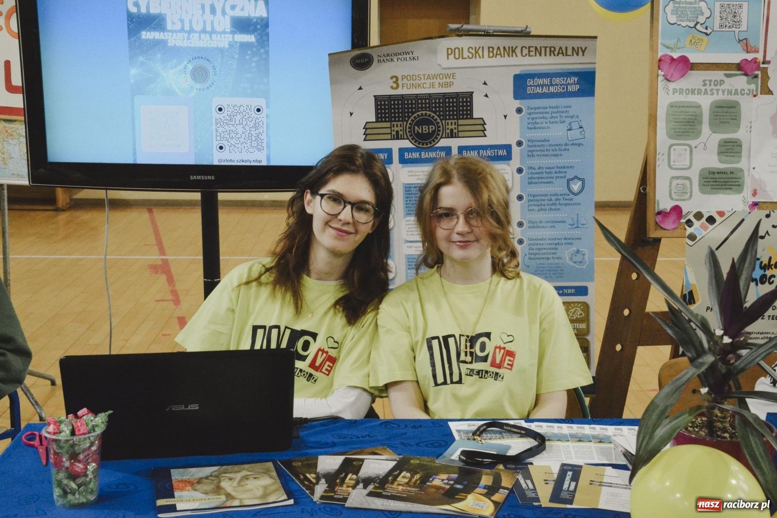 Zdjęcie w galerii na portalu naszraciborz.pl: Szkoła bez jedynek. Dzień otwarty w II LO wiadomości z regionu