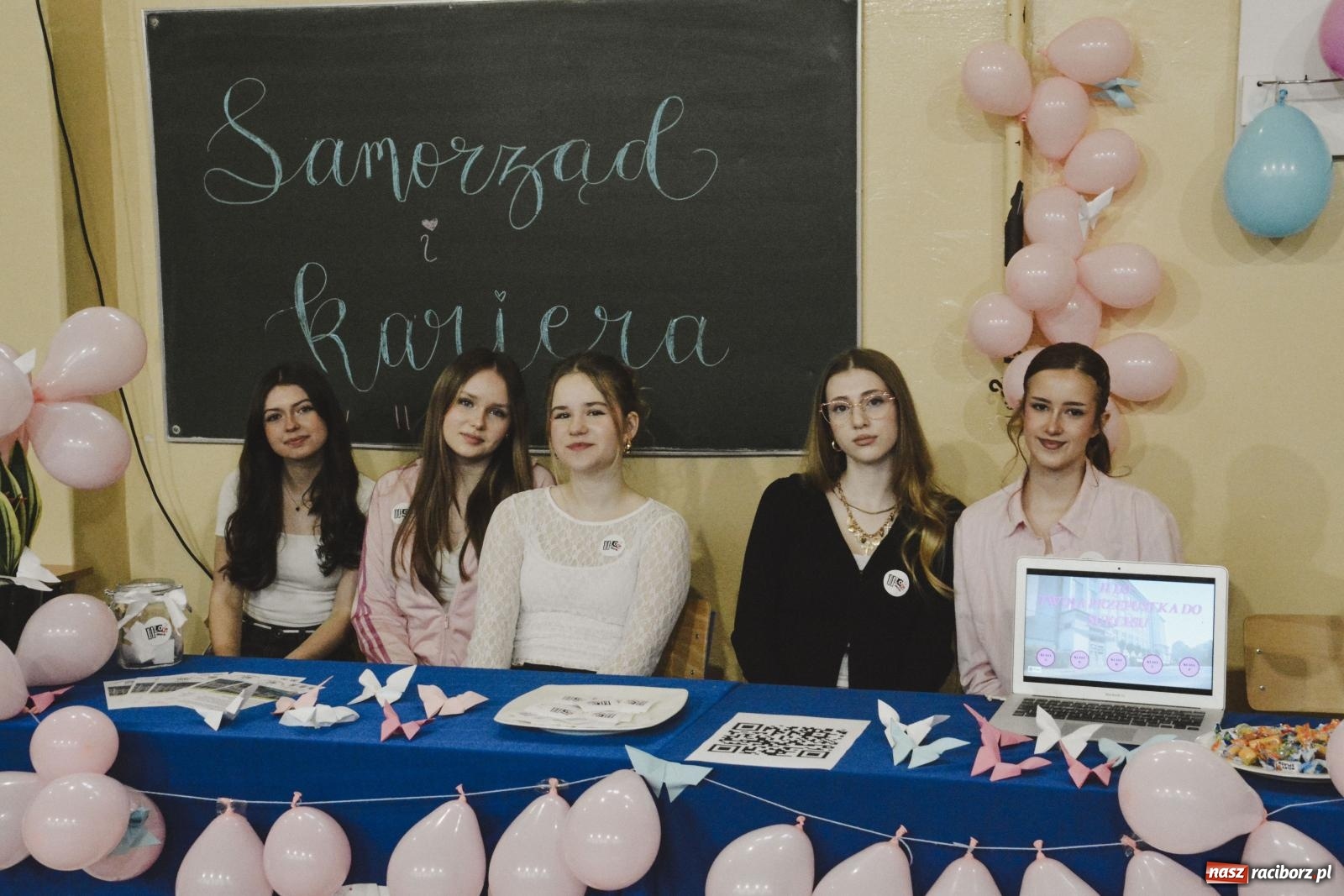 Zdjęcie w galerii na portalu naszraciborz.pl: Szkoła bez jedynek. Dzień otwarty w II LO wiadomości z regionu