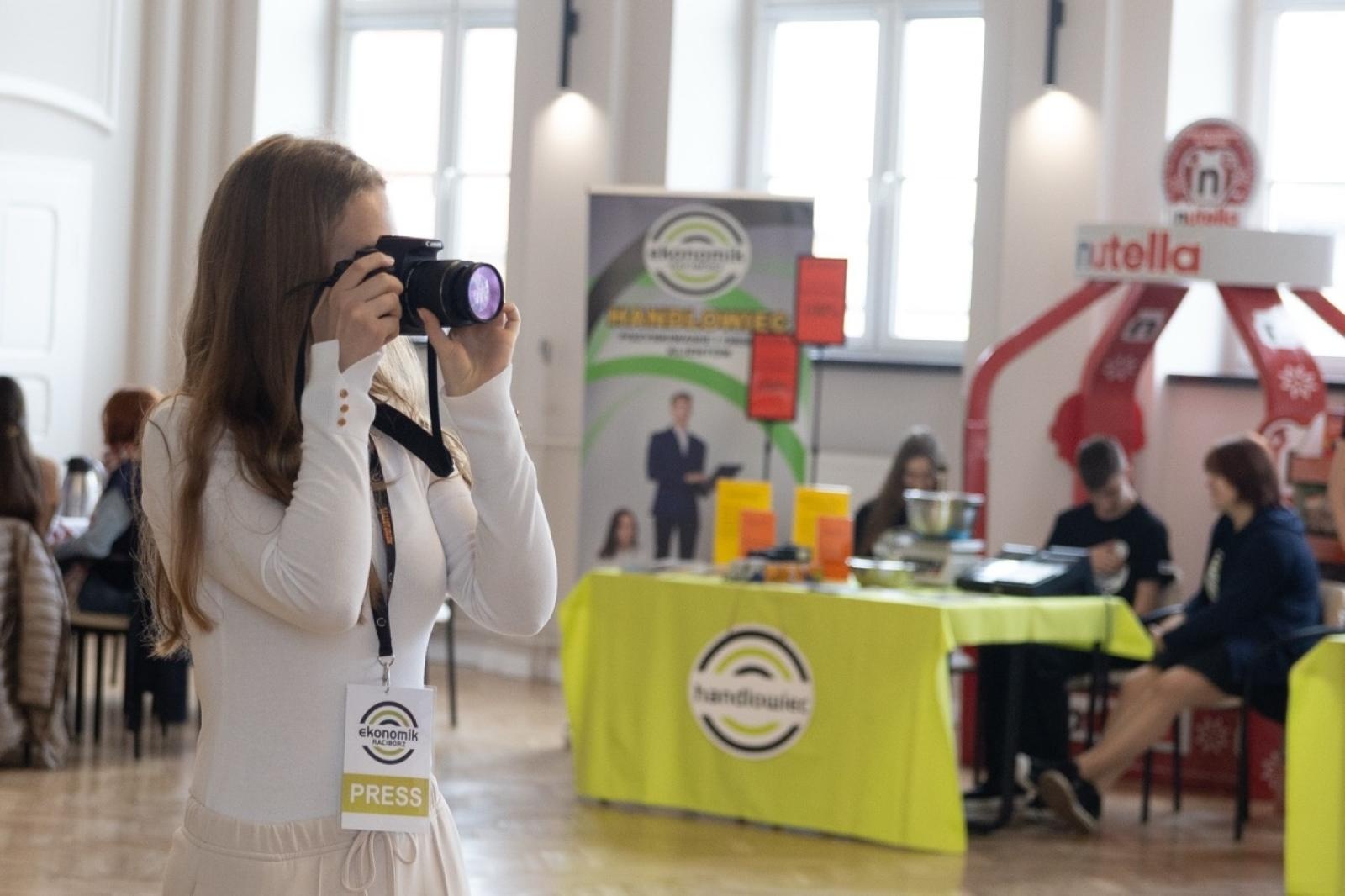 Zdjęcie w galerii na portalu naszraciborz.pl: Poznaj przyszłość z Ekonomikiem – warsztaty dla ósmoklasistów w ZSE wiadomości z regionu