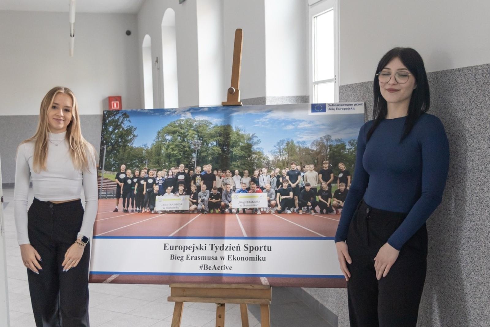 Zdjęcie w galerii na portalu naszraciborz.pl: Poznaj przyszłość z Ekonomikiem – warsztaty dla ósmoklasistów w ZSE wiadomości z regionu