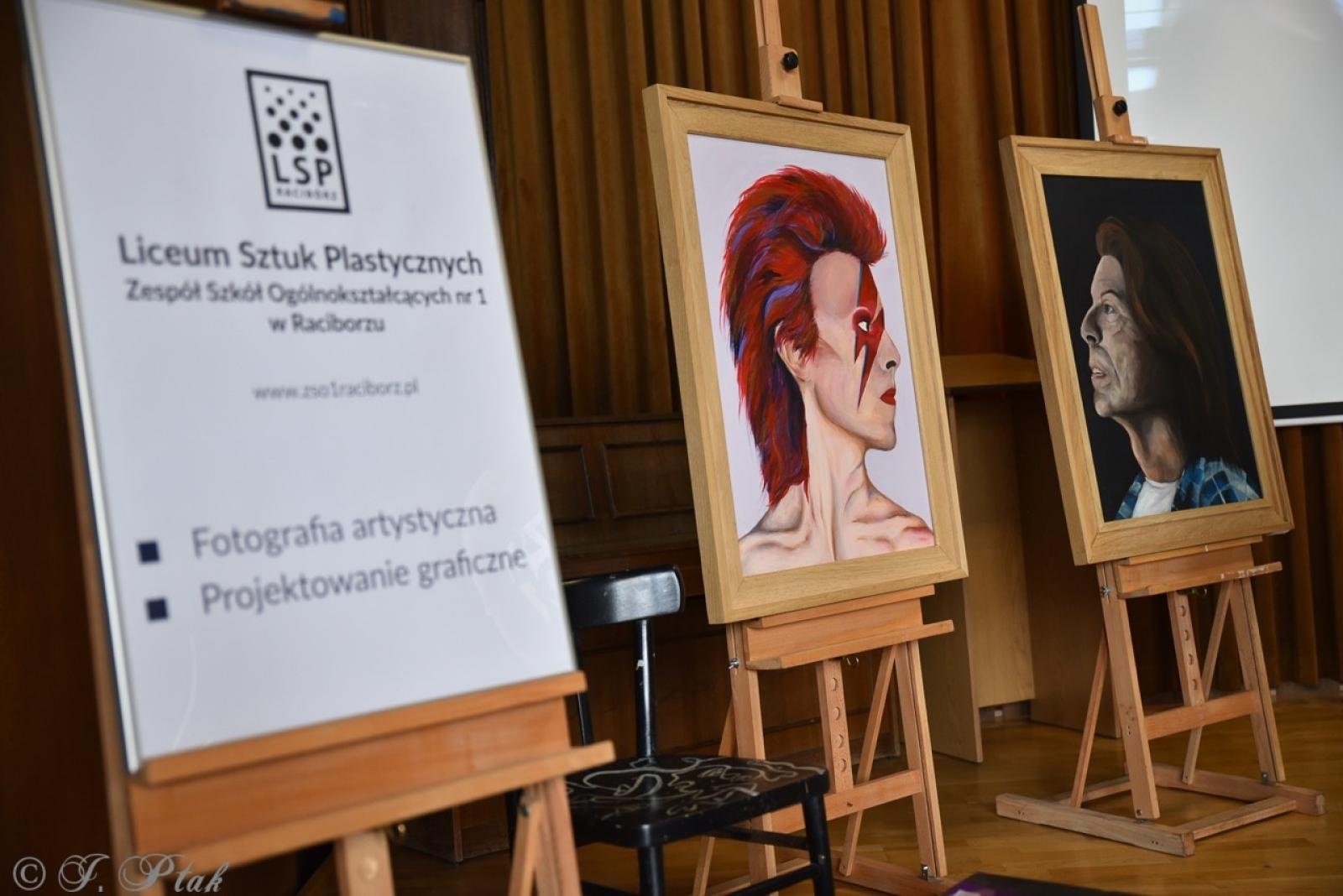 Zdjęcie w galerii na portalu naszraciborz.pl: Rodzina Kasprowicza. Dni otwarte w ZSO nr 1 wiadomości z regionu