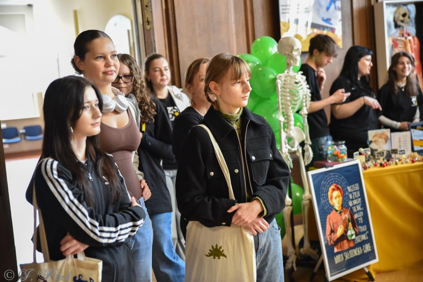 Zdjęcie w galerii na portalu naszraciborz.pl: Rodzina Kasprowicza. Dni otwarte w ZSO nr 1 wiadomości z regionu